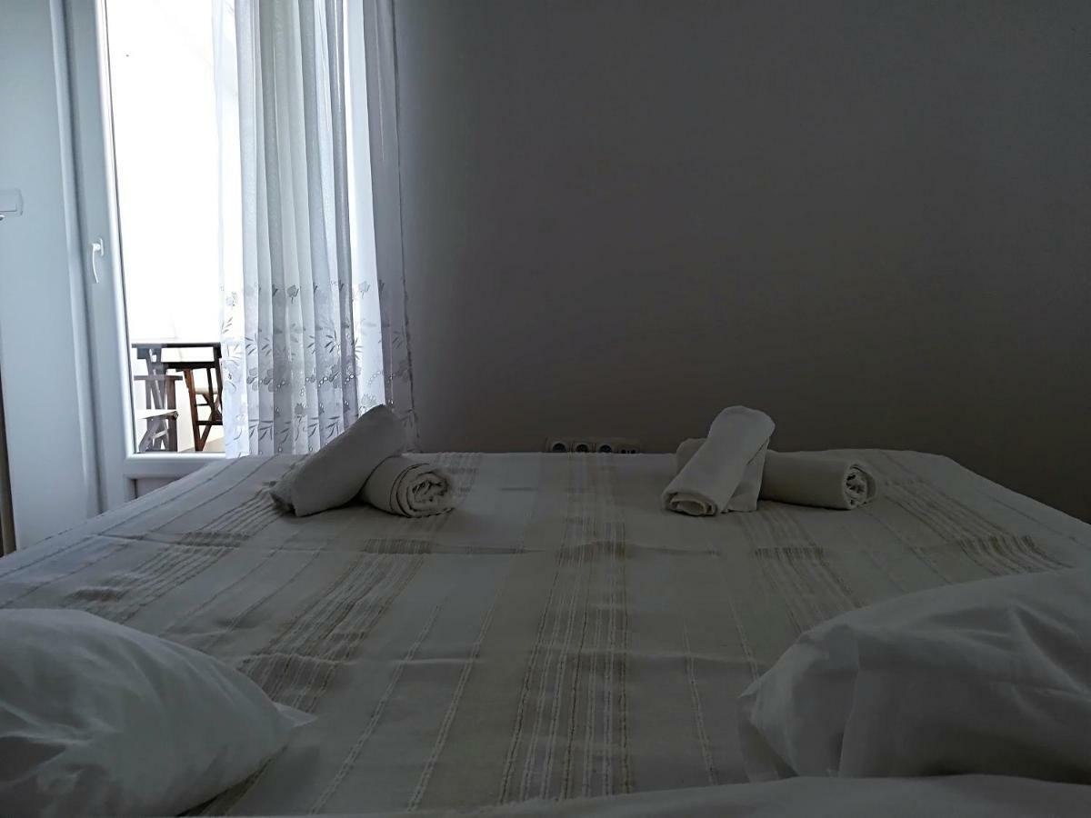 Apartman Rosanda Premuda Bagian luar foto
